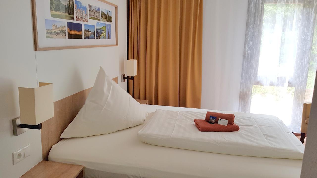 Landhotel & Gasthaus Altenburg Niedenstein Ngoại thất bức ảnh